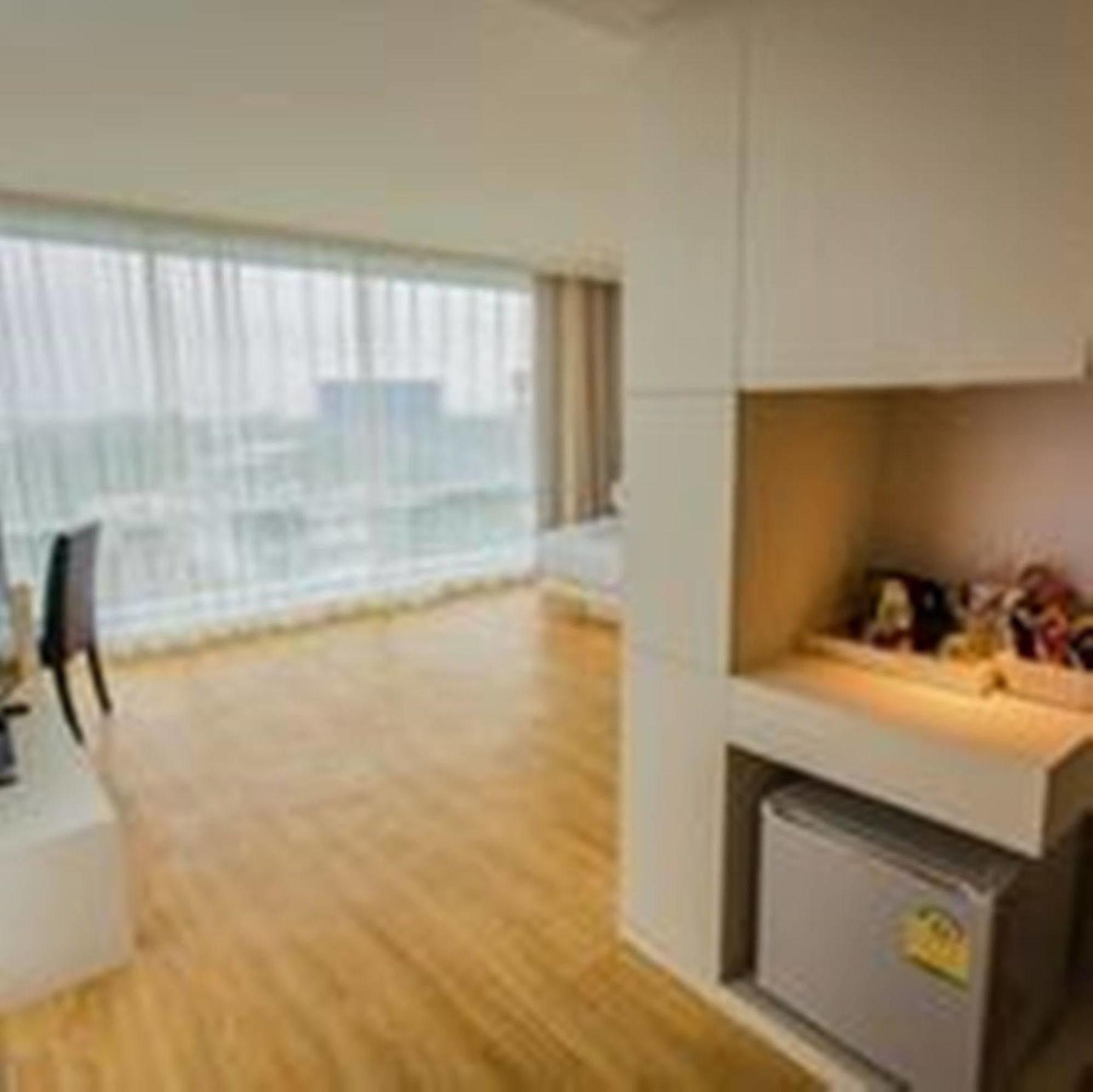Crystal Hotel Хат Яй Екстериор снимка